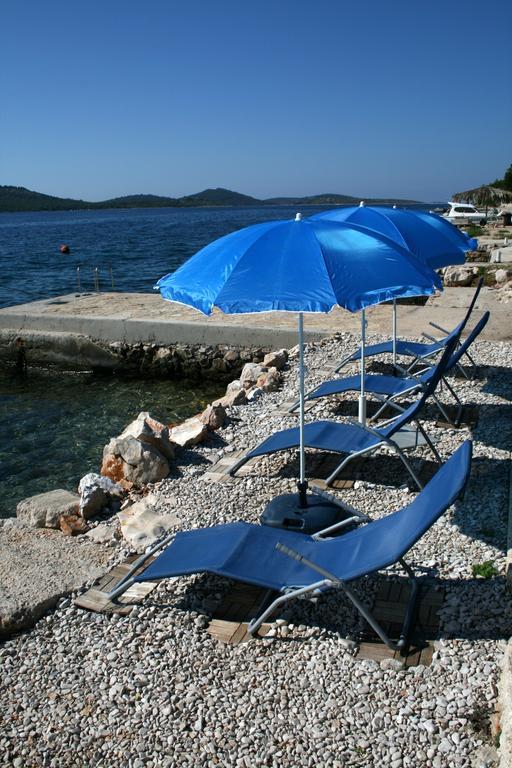Apartments Mediterraneo Каприе Екстериор снимка