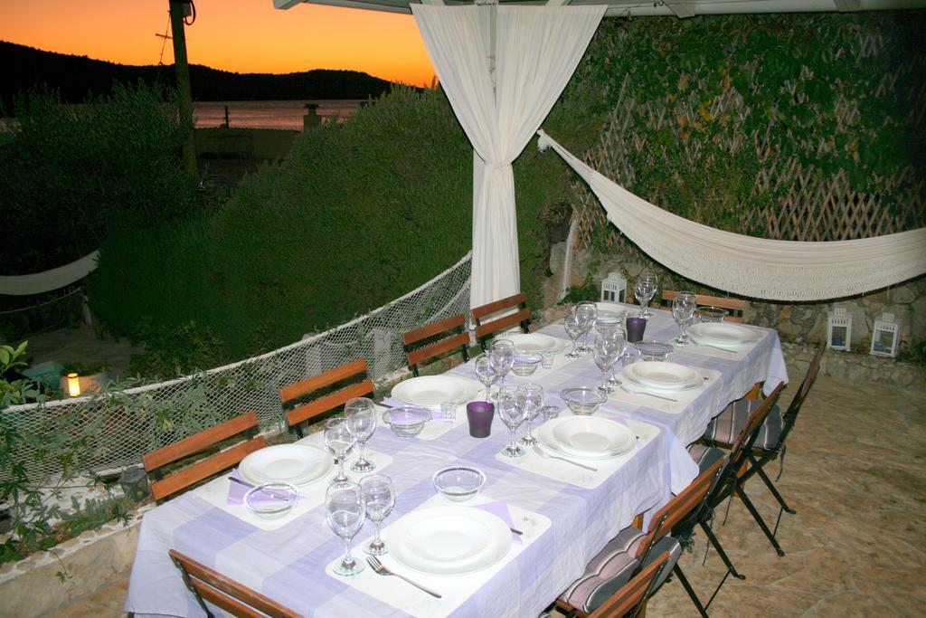 Apartments Mediterraneo Каприе Екстериор снимка