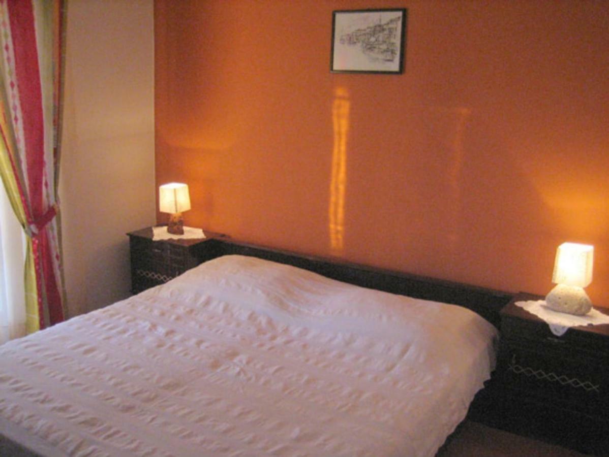 Apartments Mediterraneo Каприе Екстериор снимка